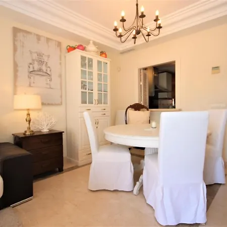 Salinas - Townhouse 100 M From The Apartment Marbella