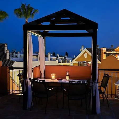 Salinas - Townhouse 100 M From The Marbella